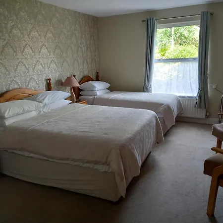Carraig Rua 3*